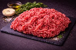 טחון בקר עם כבש